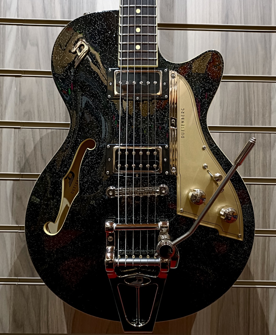 Duesenberg starplayer clearance tv black sparkle