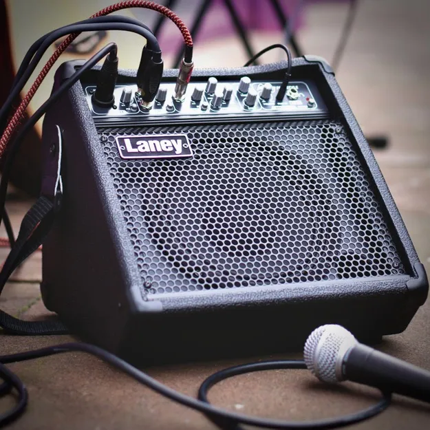 Acoustic Amps